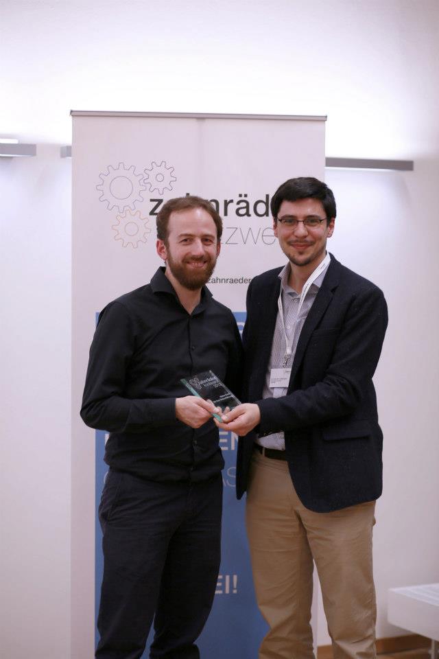 311560_645824882097952_297848454_n